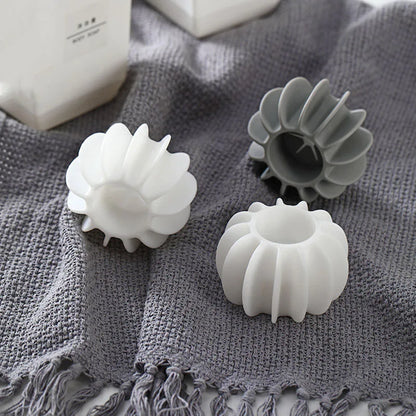 Reusable Anti-Tangle Laundry Balls – Pet Hair & Lint Catchers | Laundry | Cleaning | Essentials